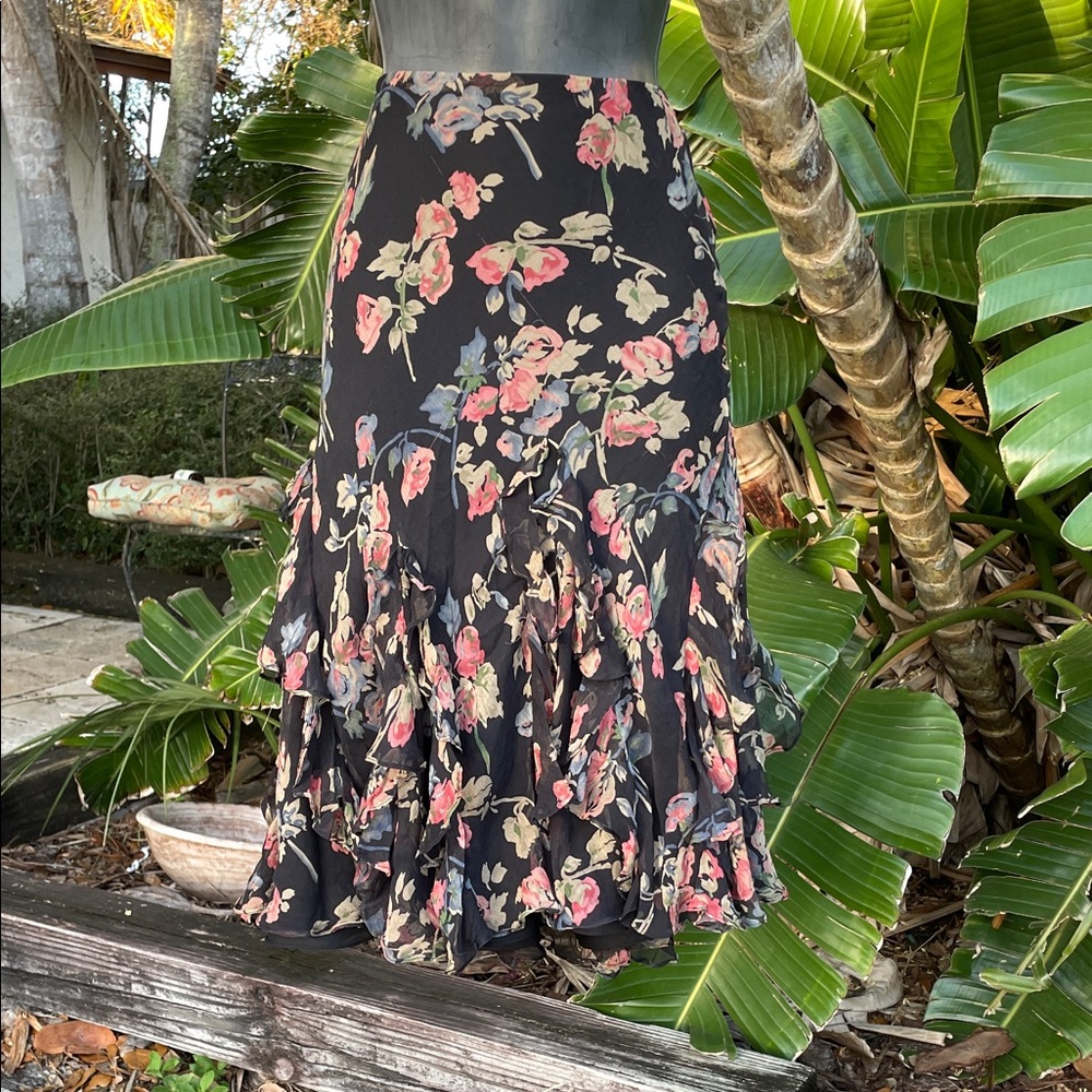 Ralph Lauren, pure silk dark floral ruffled skirt - Picture 3 of 7